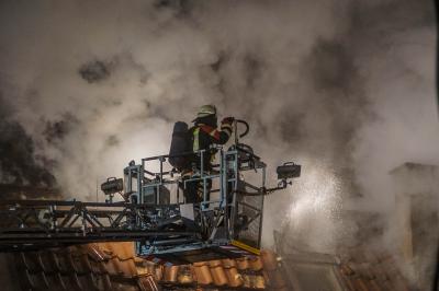 Dotternhausen: Wohnhaus wird Raub der Flammen 